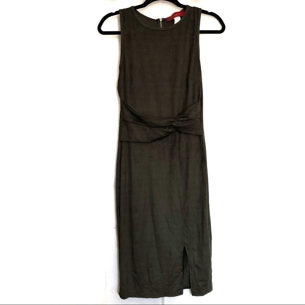 AKIRA Label Sweet Sensation Zip Up Midi Dress